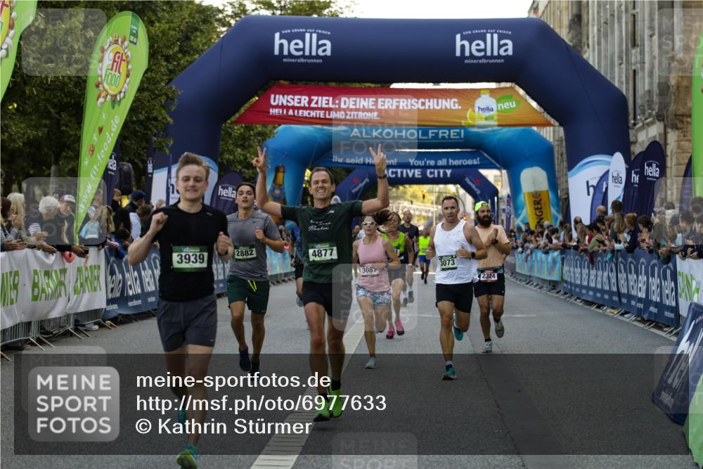 01.09.2024 - BARMER Alsterlauf Kathrin Stürmer Photography http://msf.ph/oto/6977633 01.09.2024 09:47:12 Ziel 2074, 2090, 2324, 2440, 2882, 3073, 3087, 3939, 4201, 4284, 4617, 4877, 5060, 5076, 5077 meine-sportfotos.de