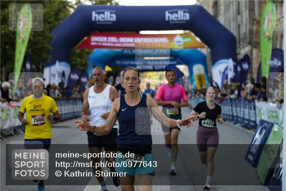 01.09.2024 - BARMER Alsterlauf Kathrin Stürmer Photography http://msf.ph/oto/6977643 01.09.2024 09:47:29 Ziel 2660, 3003, 3165, 3291, 4088, 4483, 4491, 5002, 5057, 8092, 8119, 8305 meine-sportfotos.de