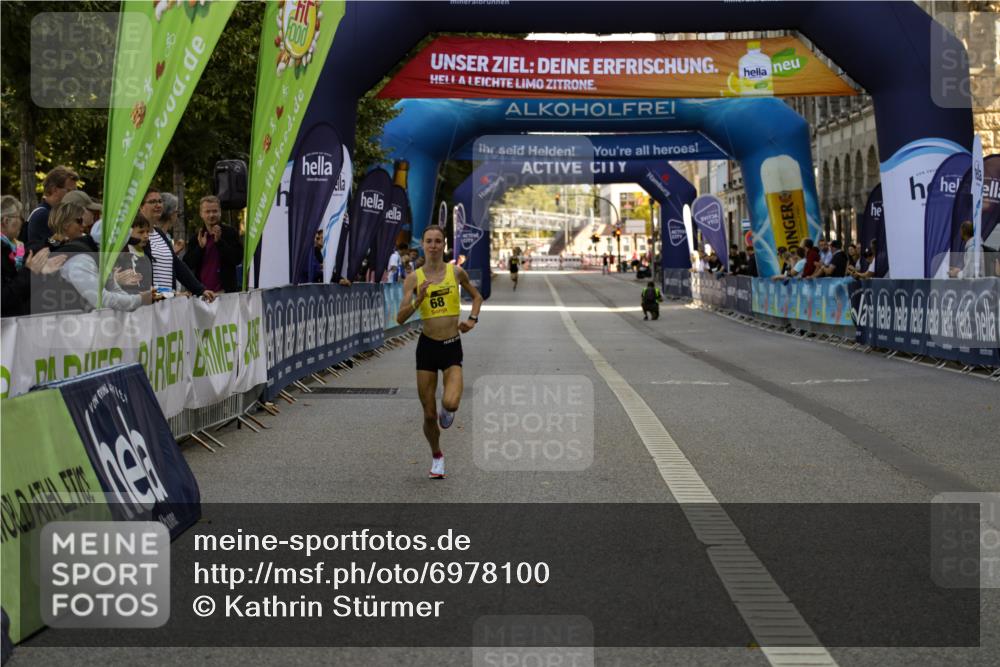 01.09.2024 - BARMER Alsterlauf Kathrin Stürmer Photography http://msf.ph/oto/6978100 01.09.2024 11:17:00 Ziel 68 meine-sportfotos.de
