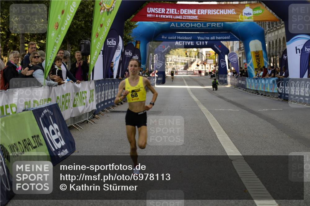 01.09.2024 - BARMER Alsterlauf Kathrin Stürmer Photography http://msf.ph/oto/6978113 01.09.2024 11:17:02 Ziel 68 meine-sportfotos.de