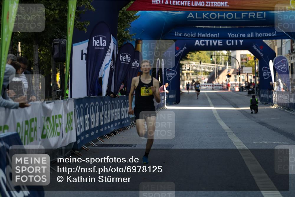 01.09.2024 - BARMER Alsterlauf Kathrin Stürmer Photography http://msf.ph/oto/6978125 01.09.2024 11:17:22 Ziel 58 meine-sportfotos.de