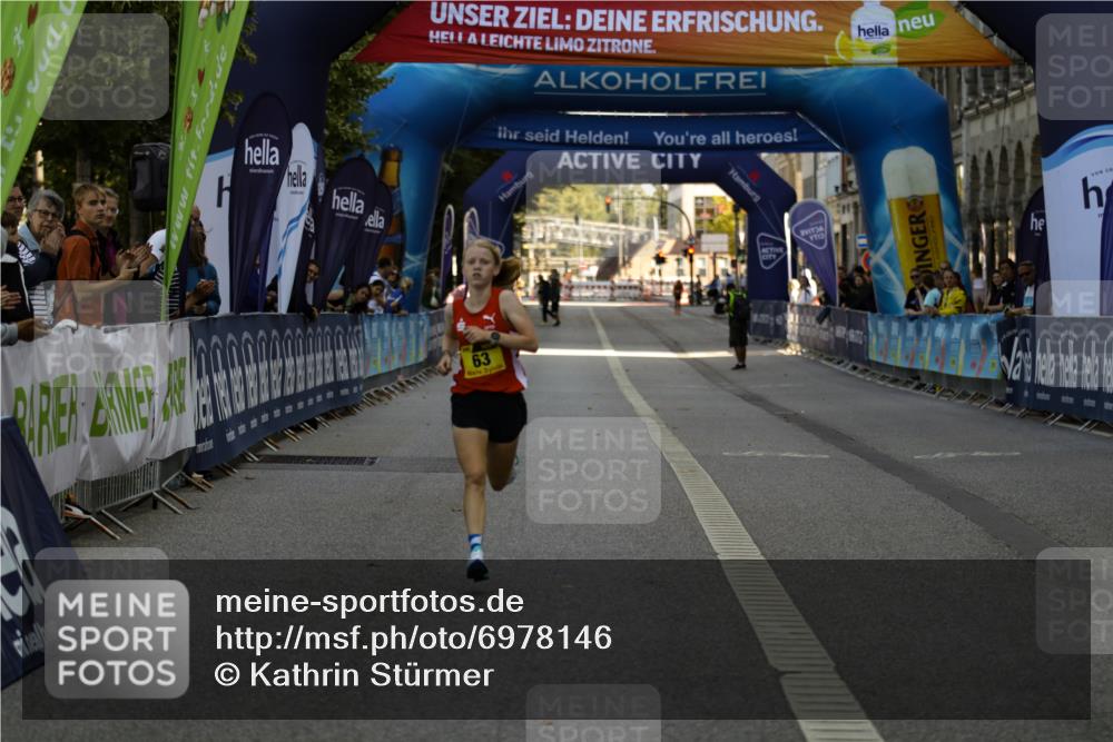 01.09.2024 - BARMER Alsterlauf Kathrin Stürmer Photography http://msf.ph/oto/6978146 01.09.2024 11:18:35 Ziel 63 meine-sportfotos.de