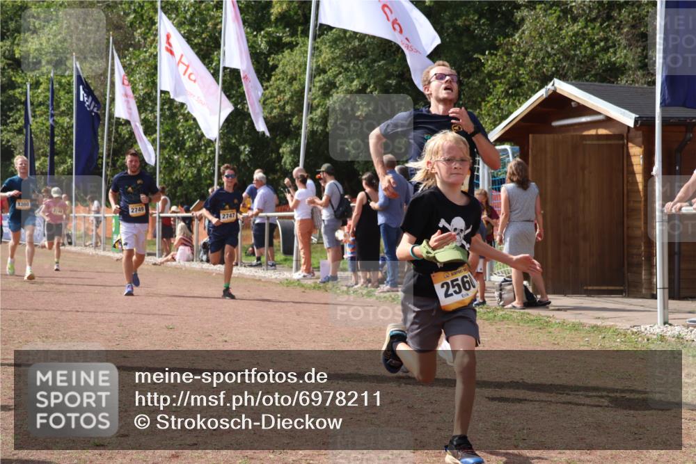 08.09.2024 - Airport Race Strokosch-Dieckow http://msf.ph/oto/6978211 08.09.2024 12:10:41 Ziel 394, 1360, 2560, 2616, 2747, 2748, 2749, 2852 meine-sportfotos.de