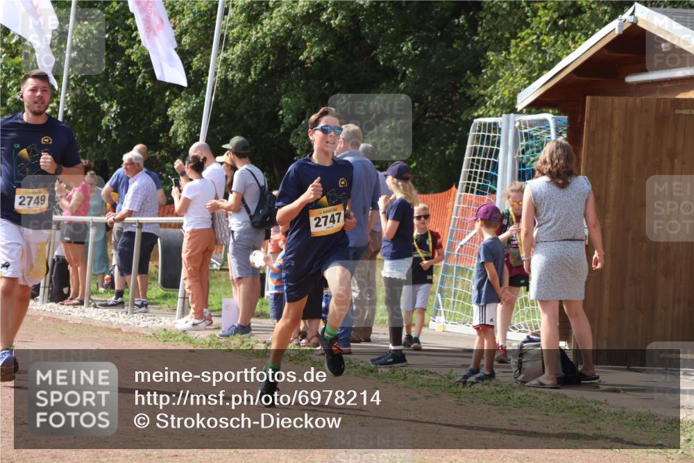 08.09.2024 - Airport Race Strokosch-Dieckow http://msf.ph/oto/6978214 08.09.2024 12:10:42 Ziel 394, 952, 1360, 2560, 2616, 2747, 2748, 2749, 2852 meine-sportfotos.de