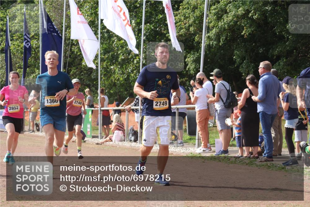 08.09.2024 - Airport Race Strokosch-Dieckow http://msf.ph/oto/6978215 08.09.2024 12:10:43 Ziel 952, 1360, 2560, 2616, 2629, 2747, 2748, 2749, 2852, 3023 meine-sportfotos.de