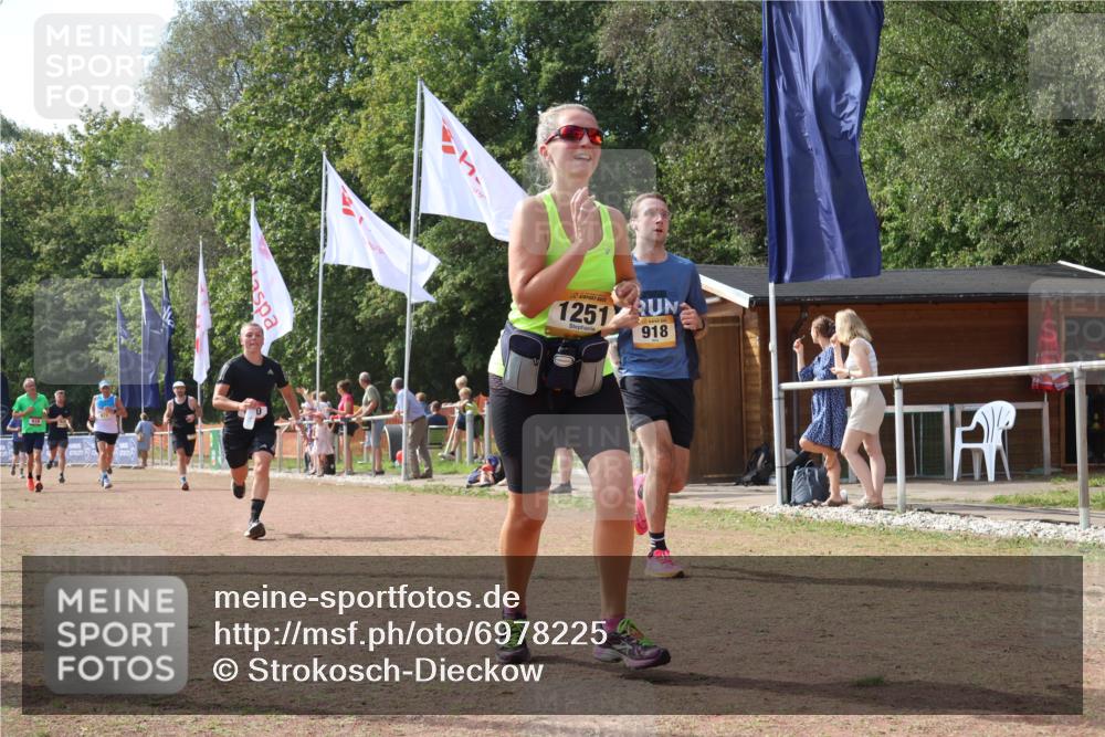 08.09.2024 - Airport Race Strokosch-Dieckow http://msf.ph/oto/6978225 08.09.2024 12:38:37 Ziel 618, 680, 753, 833, 834, 873, 918, 1221, 1251 meine-sportfotos.de