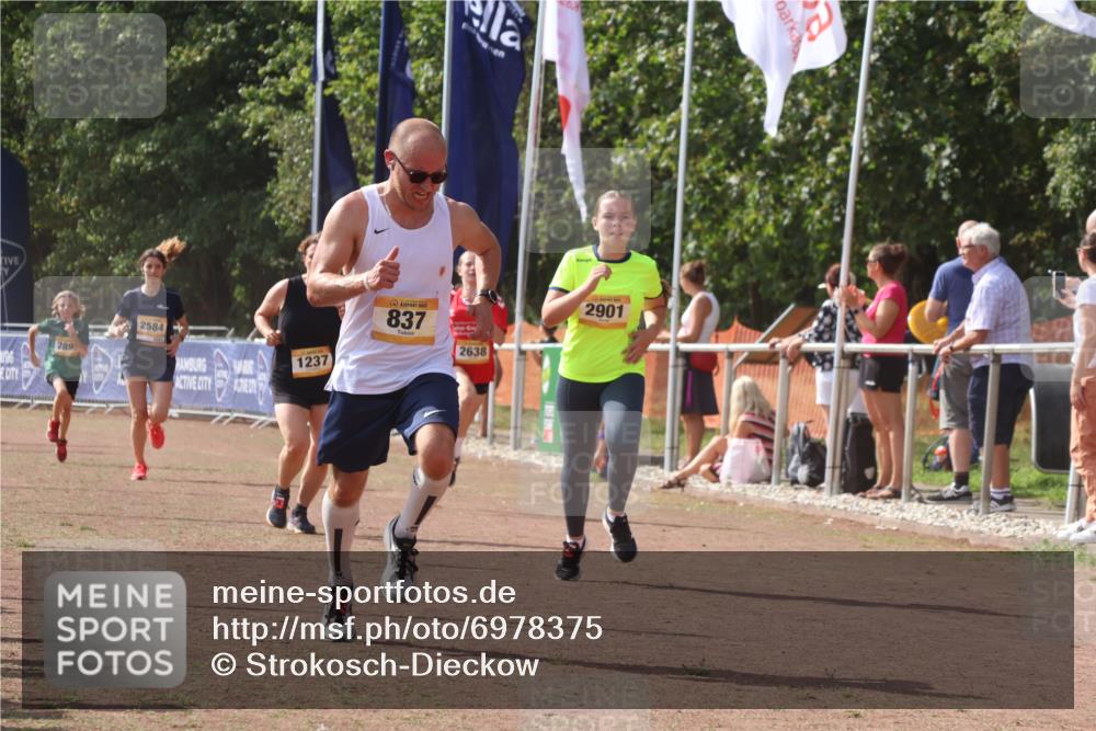 08.09.2024 - Airport Race Strokosch-Dieckow http://msf.ph/oto/6978375 08.09.2024 12:10:54 Ziel 837, 952, 1237, 2584, 2619, 2629, 2638, 2690, 2893, 2901, 3023 meine-sportfotos.de