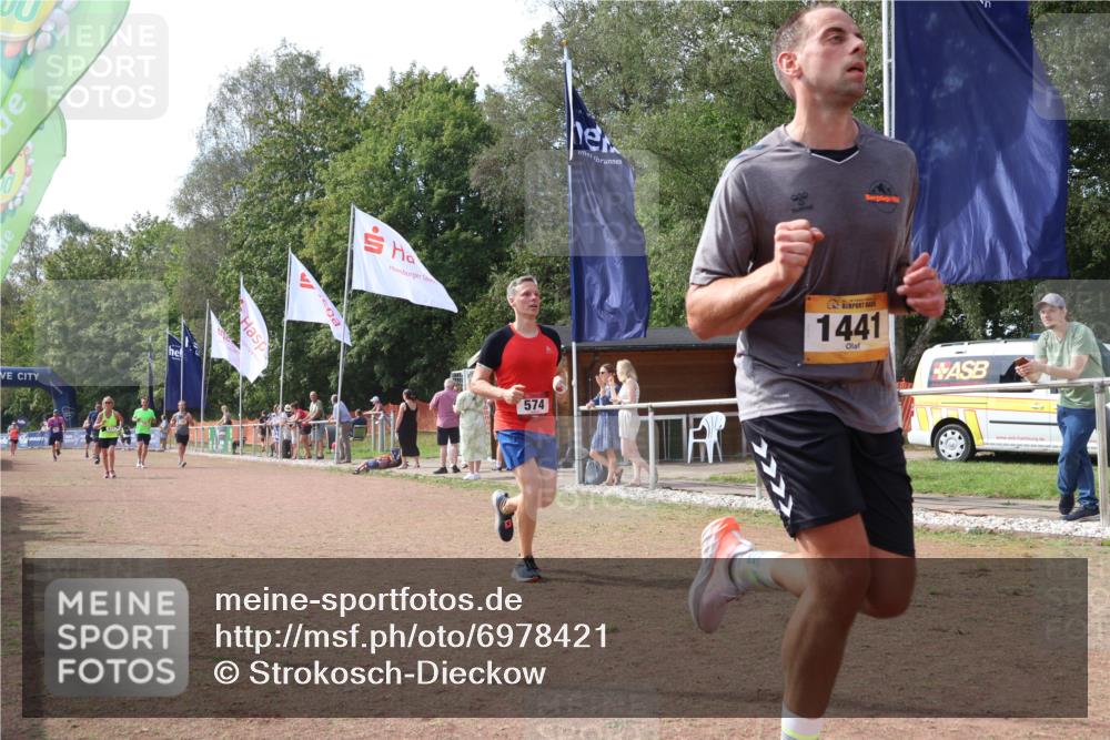 08.09.2024 - Airport Race Strokosch-Dieckow http://msf.ph/oto/6978421 08.09.2024 12:39:17 Ziel 128, 261, 511, 574, 743, 758, 781, 916, 1018, 1441, 1524 meine-sportfotos.de