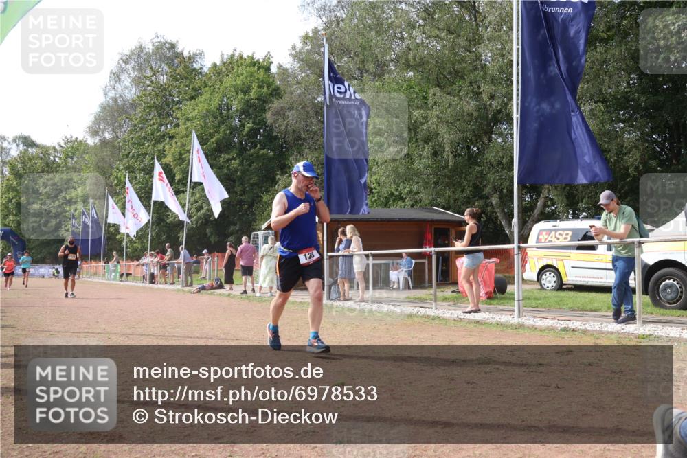 08.09.2024 - Airport Race Strokosch-Dieckow http://msf.ph/oto/6978533 08.09.2024 12:39:26 Ziel 128, 261, 511, 758, 781, 1298, 1528 meine-sportfotos.de