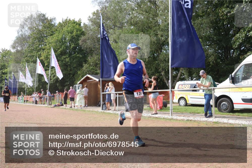 08.09.2024 - Airport Race Strokosch-Dieckow http://msf.ph/oto/6978545 08.09.2024 12:39:27 Ziel 128, 511, 758, 781, 1298, 1528, 3155 meine-sportfotos.de