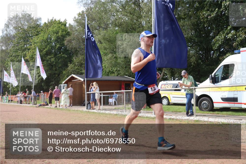 08.09.2024 - Airport Race Strokosch-Dieckow http://msf.ph/oto/6978550 08.09.2024 12:39:27 Ziel 128, 511, 758, 781, 1298, 1528, 3155 meine-sportfotos.de