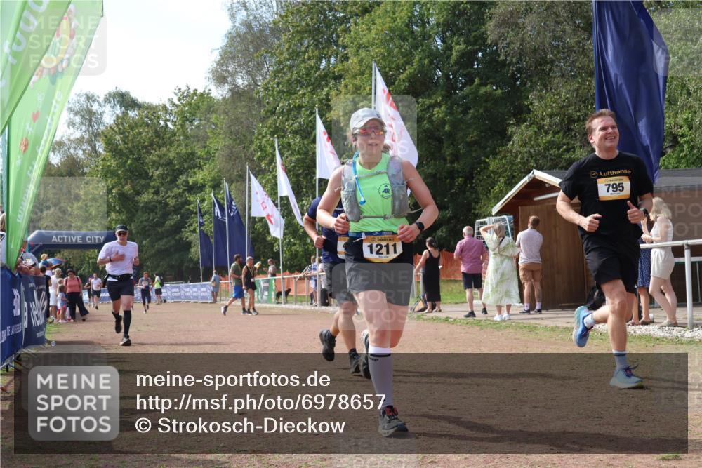 08.09.2024 - Airport Race Strokosch-Dieckow http://msf.ph/oto/6978657 08.09.2024 12:39:42 Ziel 447, 746, 795, 861, 1211 meine-sportfotos.de