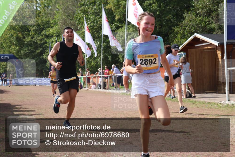 08.09.2024 - Airport Race Strokosch-Dieckow http://msf.ph/oto/6978680 08.09.2024 12:11:27 Ziel 446, 2717, 2891, 2892, 3039 meine-sportfotos.de