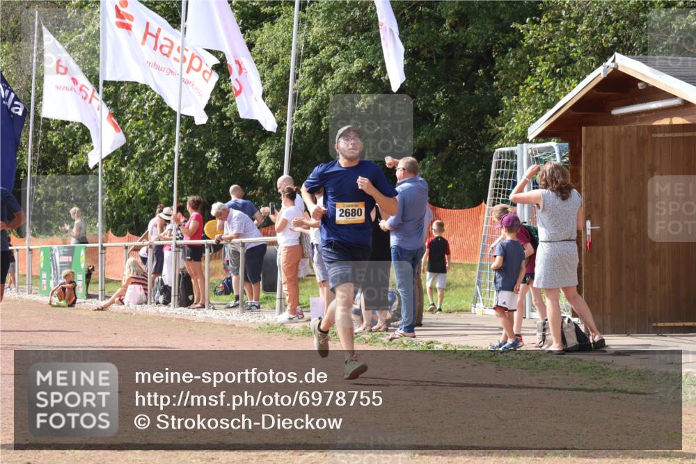 08.09.2024 - Airport Race Strokosch-Dieckow http://msf.ph/oto/6978755 08.09.2024 12:11:43 Ziel 2585, 2631, 2680, 2818 meine-sportfotos.de