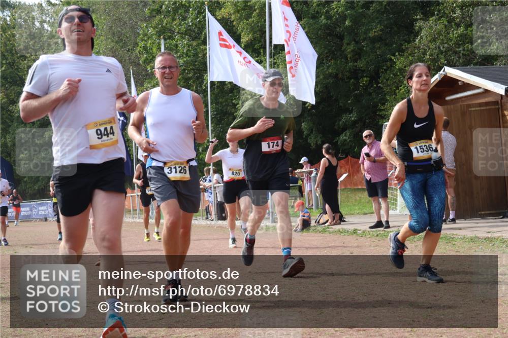 08.09.2024 - Airport Race Strokosch-Dieckow http://msf.ph/oto/6978834 08.09.2024 12:40:04 Ziel 174, 332, 445, 487, 820, 821, 944, 1412, 1536, 3126 meine-sportfotos.de