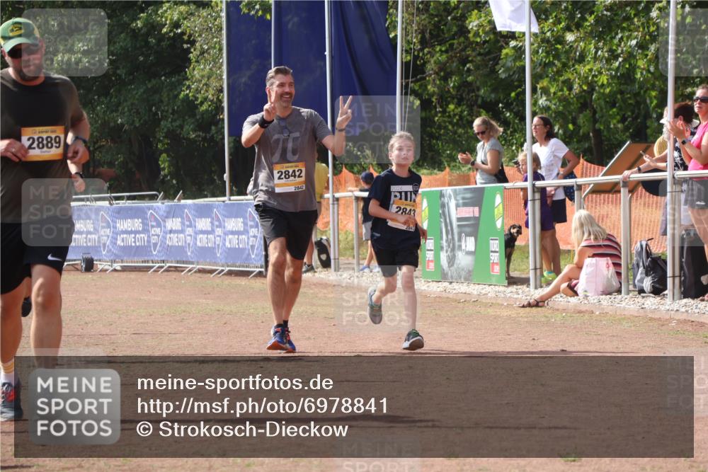 08.09.2024 - Airport Race Strokosch-Dieckow http://msf.ph/oto/6978841 08.09.2024 12:11:55 Ziel 2842, 2843, 2889, 3044 meine-sportfotos.de
