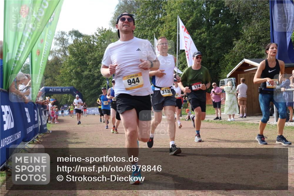 08.09.2024 - Airport Race Strokosch-Dieckow http://msf.ph/oto/6978846 08.09.2024 12:40:05 Ziel 174, 332, 445, 487, 820, 821, 944, 1373, 1412, 1536, 3126 meine-sportfotos.de