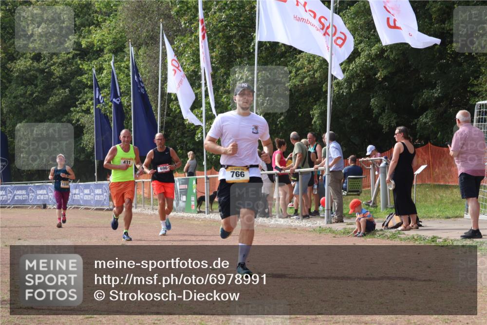 08.09.2024 - Airport Race Strokosch-Dieckow http://msf.ph/oto/6978991 08.09.2024 12:40:16 Ziel 431, 696, 766, 1330, 1373 meine-sportfotos.de