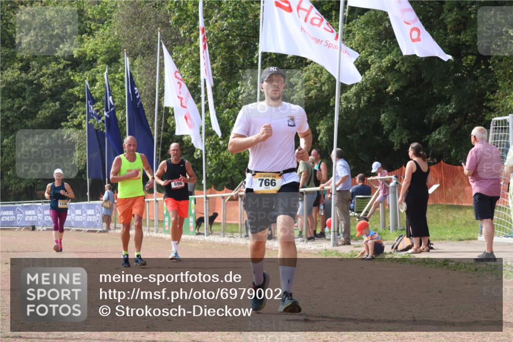 08.09.2024 - Airport Race Strokosch-Dieckow http://msf.ph/oto/6979002 08.09.2024 12:40:16 Ziel 431, 696, 766, 1330, 1373 meine-sportfotos.de