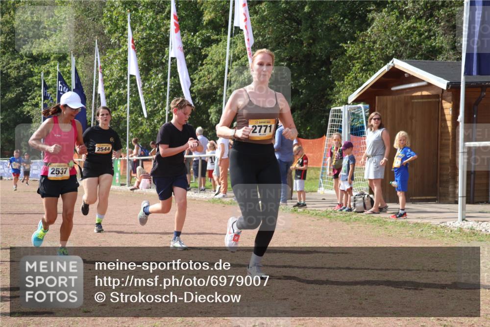 08.09.2024 - Airport Race Strokosch-Dieckow http://msf.ph/oto/6979007 08.09.2024 12:12:18 Ziel 2537, 2544, 2546, 2771, 2824, 3106 meine-sportfotos.de