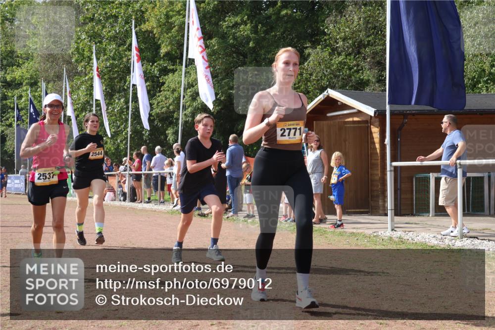 08.09.2024 - Airport Race Strokosch-Dieckow http://msf.ph/oto/6979012 08.09.2024 12:12:19 Ziel 2537, 2544, 2546, 2771, 2824, 3106 meine-sportfotos.de