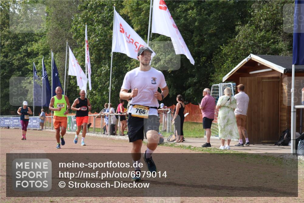 08.09.2024 - Airport Race Strokosch-Dieckow http://msf.ph/oto/6979014 08.09.2024 12:40:17 Ziel 405, 431, 696, 766, 1330, 1373 meine-sportfotos.de