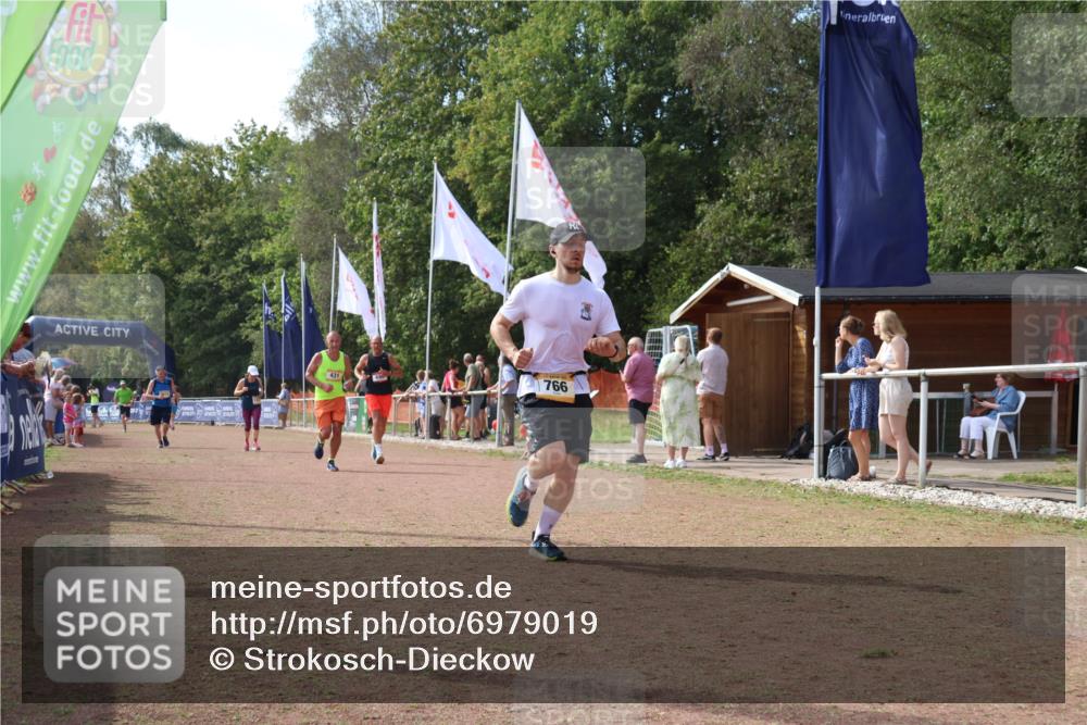 08.09.2024 - Airport Race Strokosch-Dieckow http://msf.ph/oto/6979019 08.09.2024 12:40:17 Ziel 405, 431, 696, 766, 1330, 1373 meine-sportfotos.de