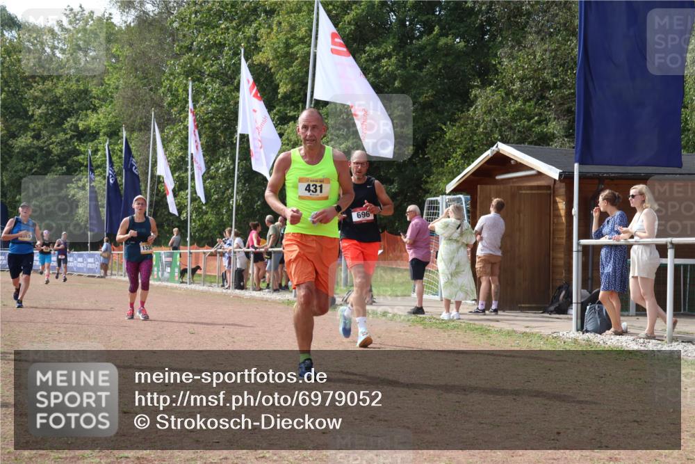 08.09.2024 - Airport Race Strokosch-Dieckow http://msf.ph/oto/6979052 08.09.2024 12:40:21 Ziel 405, 431, 696, 1330, 3015 meine-sportfotos.de