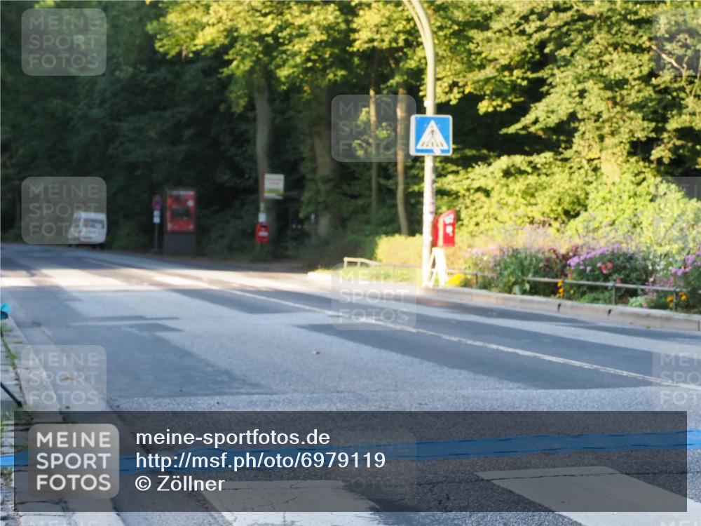 08.09.2024 - Stadtparktriathlon Zöllner http://msf.ph/oto/6979119 08.09.2024 08:15:45 Radfahren  meine-sportfotos.de