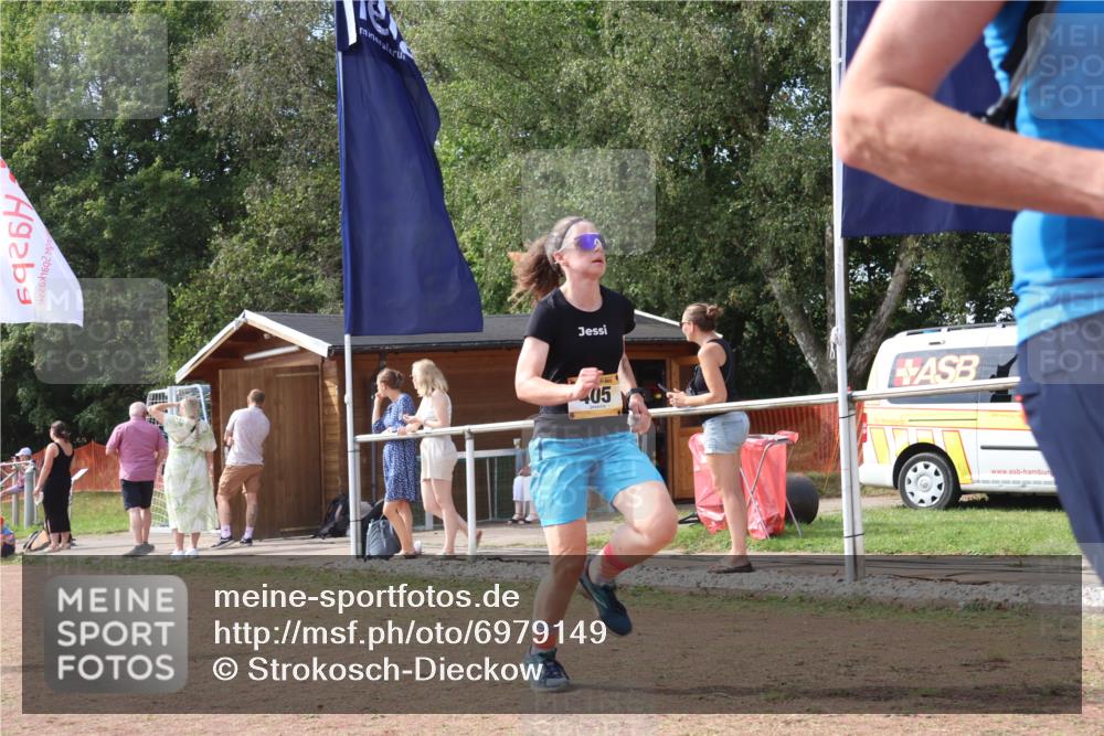 08.09.2024 - Airport Race Strokosch-Dieckow http://msf.ph/oto/6979149 08.09.2024 12:40:28 Ziel 41, 228, 405, 3015 meine-sportfotos.de