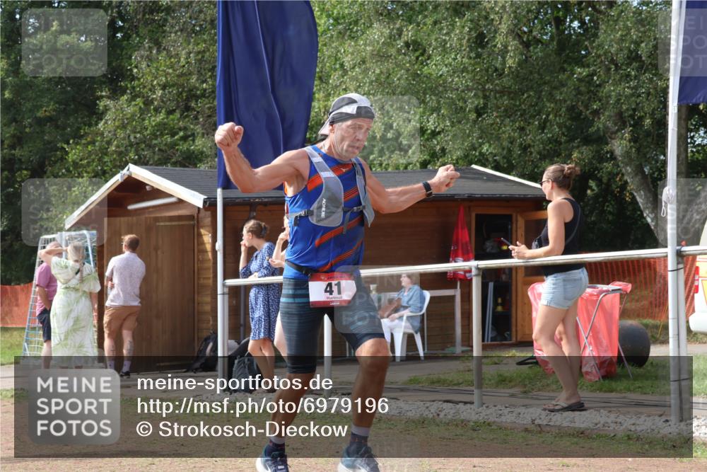 08.09.2024 - Airport Race Strokosch-Dieckow http://msf.ph/oto/6979196 08.09.2024 12:40:31 Ziel 41, 228, 533 meine-sportfotos.de