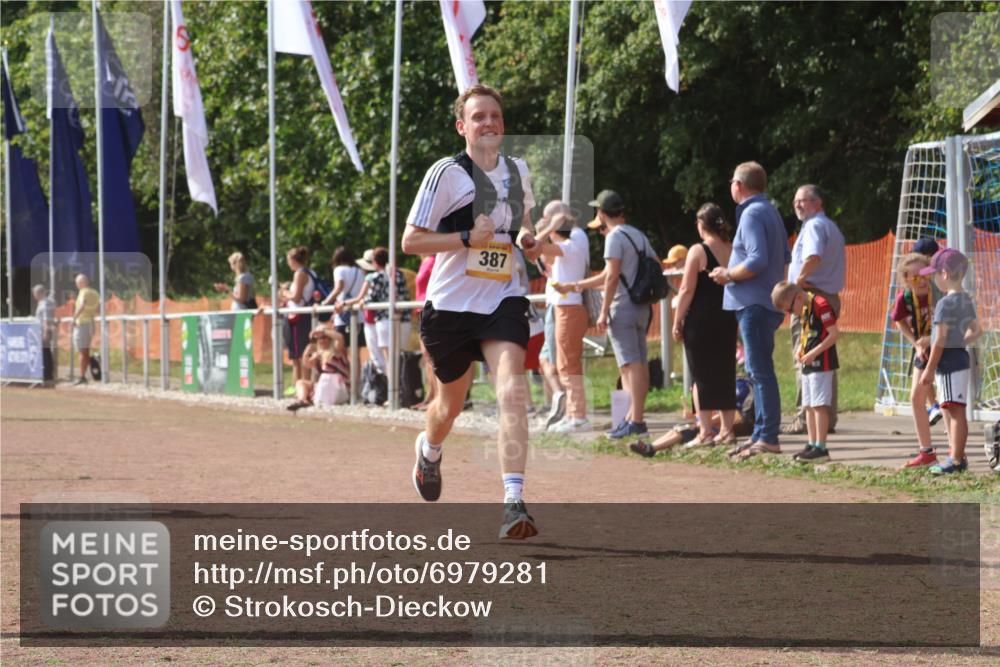 08.09.2024 - Airport Race Strokosch-Dieckow http://msf.ph/oto/6979281 08.09.2024 12:12:46 Ziel 387, 677, 2516, 2536, 2542, 2613, 2661 meine-sportfotos.de