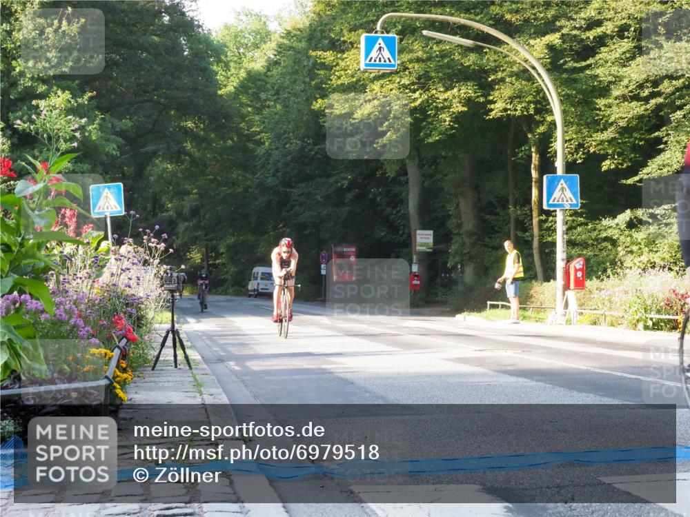 08.09.2024 - Stadtparktriathlon Zöllner http://msf.ph/oto/6979518 08.09.2024 08:52:37 Radfahren 15, 21, 27, 28, 37, 74, 85 meine-sportfotos.de