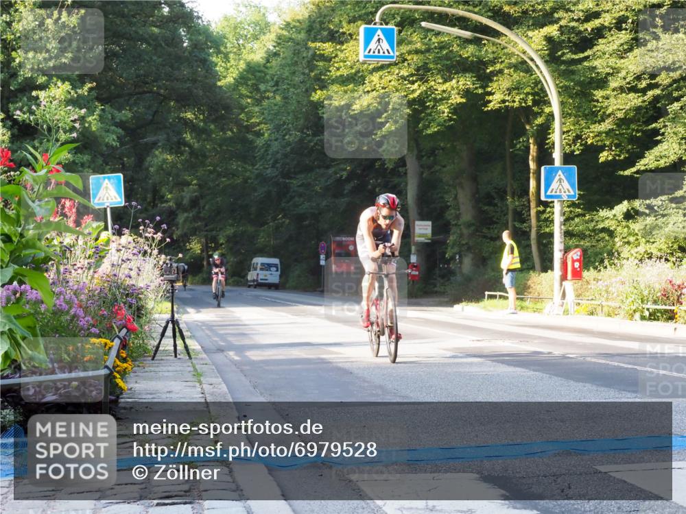 08.09.2024 - Stadtparktriathlon Zöllner http://msf.ph/oto/6979528 08.09.2024 08:52:38 Radfahren 15, 21, 27, 28, 37, 74, 85 meine-sportfotos.de