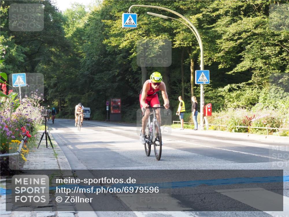 08.09.2024 - Stadtparktriathlon Zöllner http://msf.ph/oto/6979596 08.09.2024 08:53:23 Radfahren 8, 24, 58, 60, 67 meine-sportfotos.de