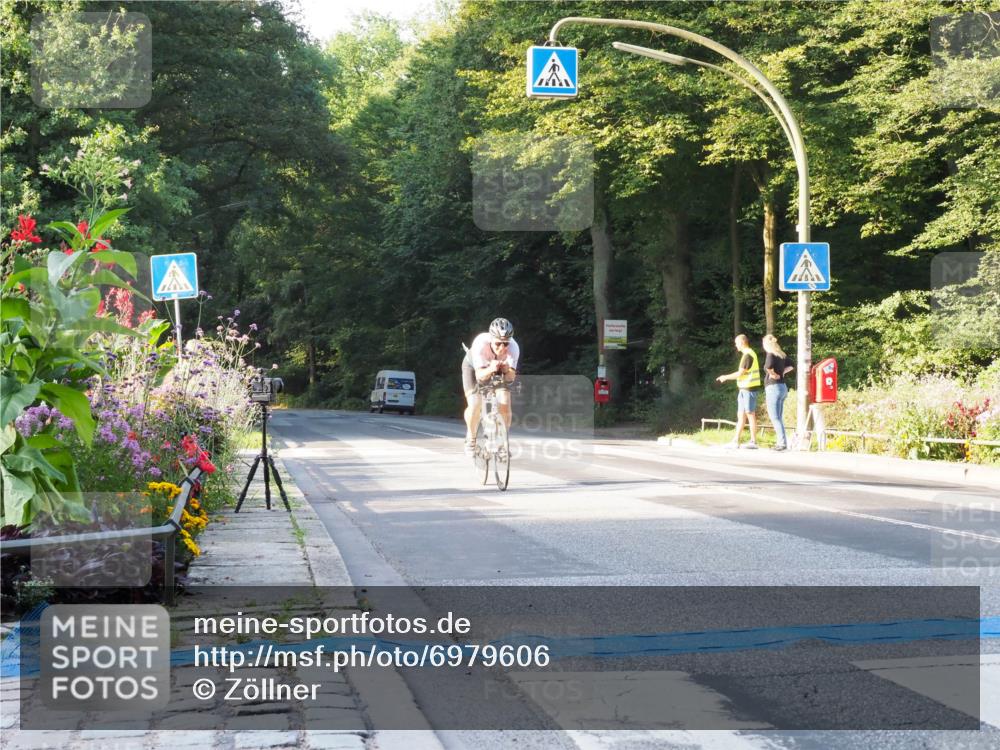 08.09.2024 - Stadtparktriathlon Zöllner http://msf.ph/oto/6979606 08.09.2024 08:53:29 Radfahren 58, 60, 67 meine-sportfotos.de