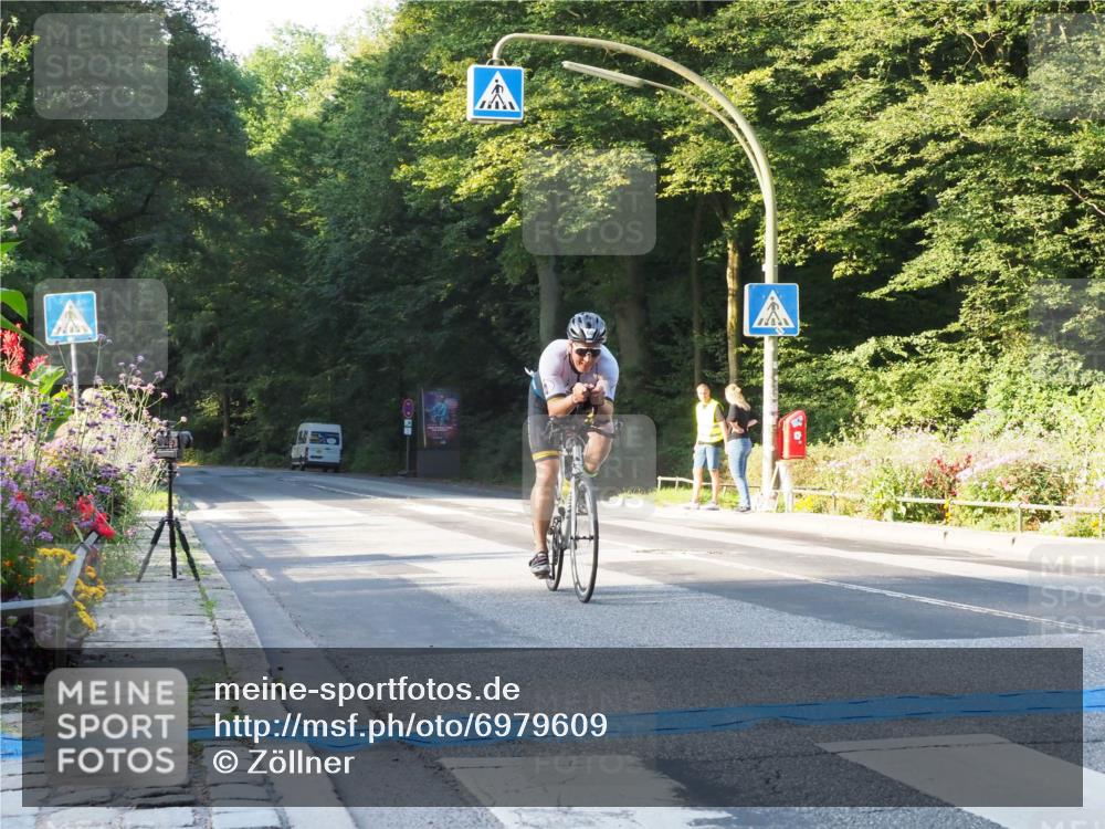 08.09.2024 - Stadtparktriathlon Zöllner http://msf.ph/oto/6979609 08.09.2024 08:53:30 Radfahren 60, 67 meine-sportfotos.de