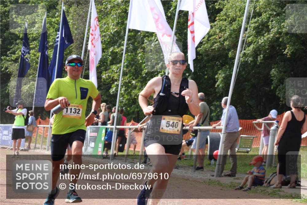 08.09.2024 - Airport Race Strokosch-Dieckow http://msf.ph/oto/6979610 08.09.2024 12:41:22 Ziel 76, 540, 559, 1132 meine-sportfotos.de