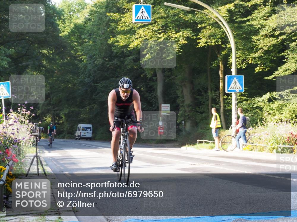 08.09.2024 - Stadtparktriathlon Zöllner http://msf.ph/oto/6979650 08.09.2024 08:54:10 Radfahren 16, 64, 69 meine-sportfotos.de