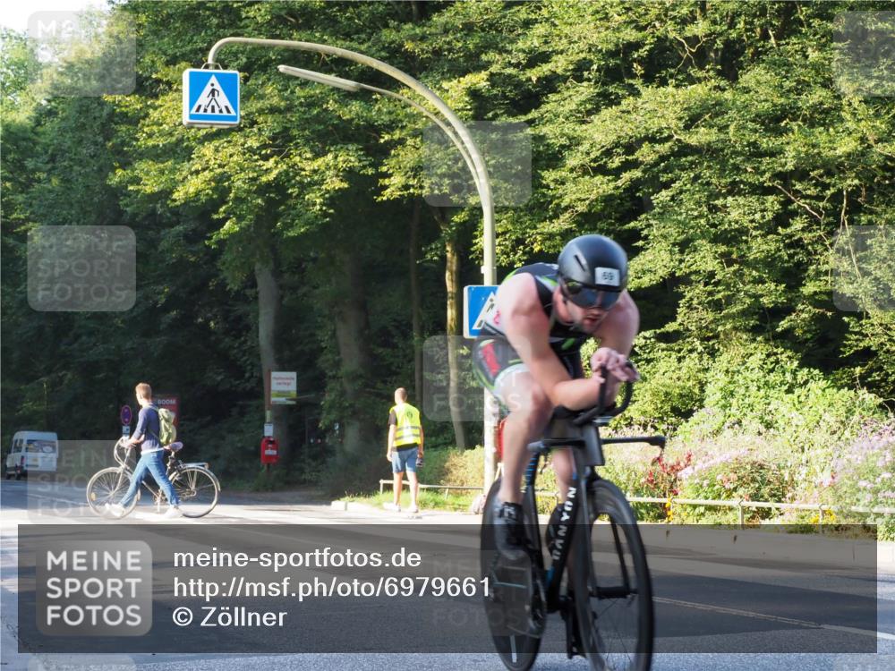08.09.2024 - Stadtparktriathlon Zöllner http://msf.ph/oto/6979661 08.09.2024 08:54:18 Radfahren 64, 69 meine-sportfotos.de