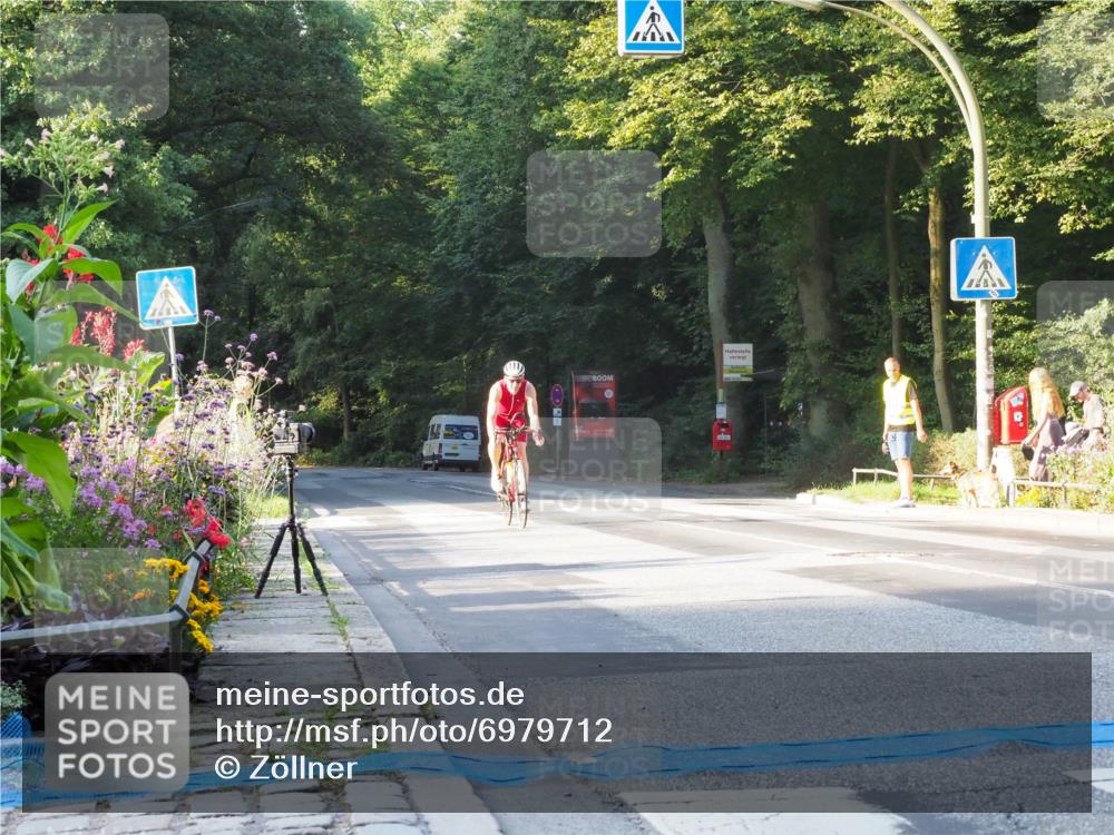 08.09.2024 - Stadtparktriathlon Zöllner http://msf.ph/oto/6979712 08.09.2024 08:55:55 Radfahren 2 meine-sportfotos.de