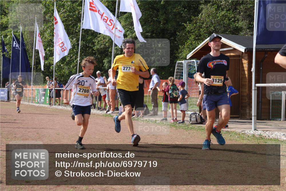 08.09.2024 - Airport Race Strokosch-Dieckow http://msf.ph/oto/6979719 08.09.2024 12:13:34 Ziel 2667, 2693, 2769, 2770, 2793, 3069, 3125, 3154 meine-sportfotos.de