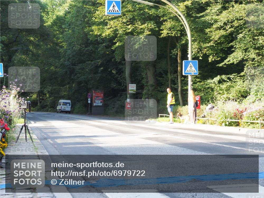 08.09.2024 - Stadtparktriathlon Zöllner http://msf.ph/oto/6979722 08.09.2024 08:55:58 Radfahren 2, 19, 49, 86 meine-sportfotos.de