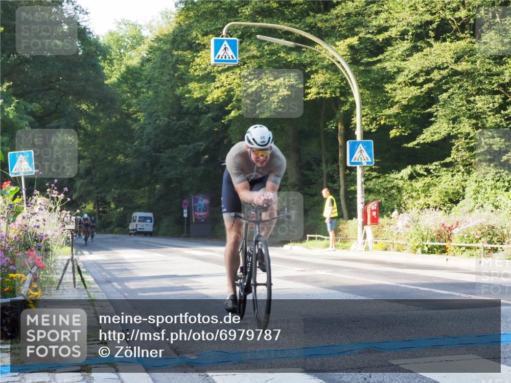 08.09.2024 - Stadtparktriathlon Zöllner http://msf.ph/oto/6979787 08.09.2024 08:56:42 Radfahren 32, 48, 50, 56, 62 meine-sportfotos.de