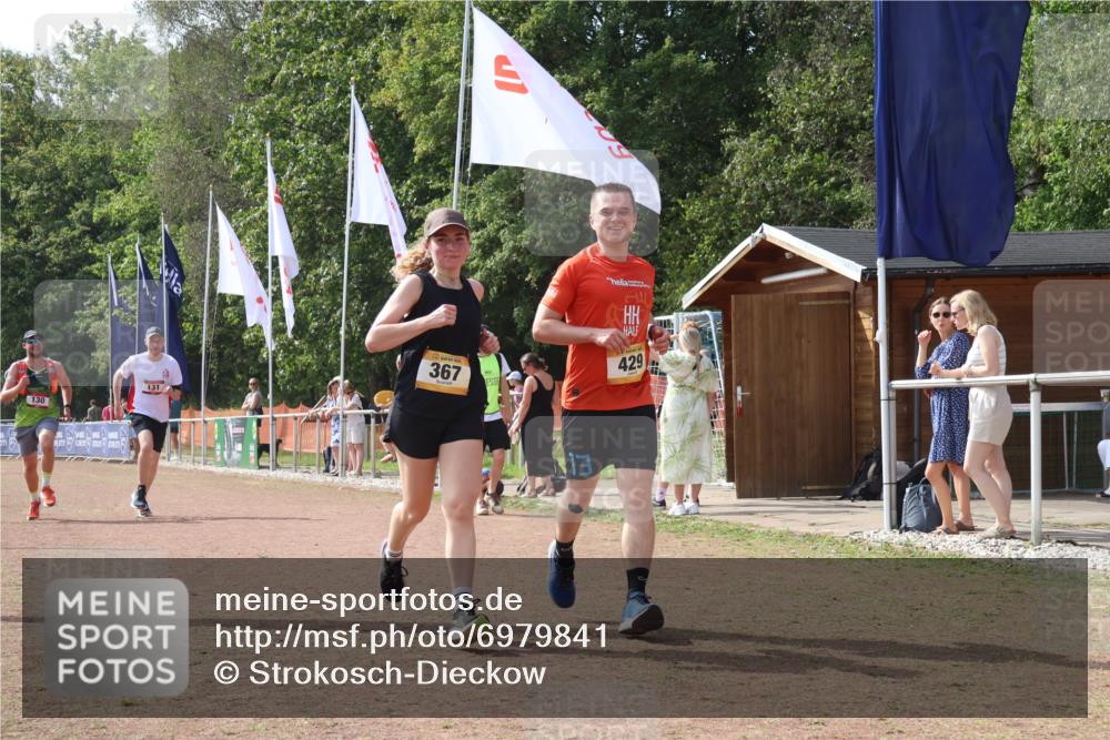 08.09.2024 - Airport Race Strokosch-Dieckow http://msf.ph/oto/6979841 08.09.2024 12:41:53 Ziel 130, 131, 367, 429 meine-sportfotos.de