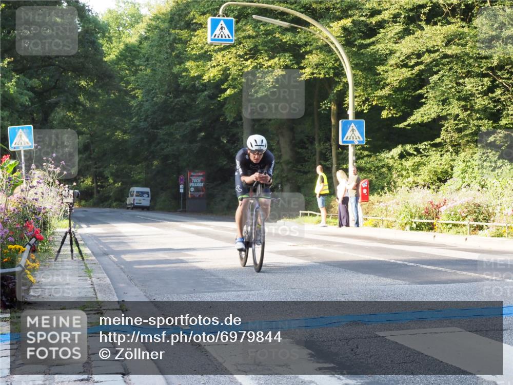 08.09.2024 - Stadtparktriathlon Zöllner http://msf.ph/oto/6979844 08.09.2024 08:57:23 Radfahren 39, 78, 80 meine-sportfotos.de