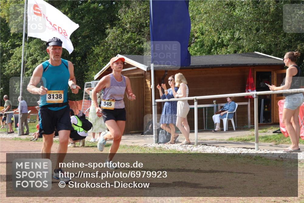 08.09.2024 - Airport Race Strokosch-Dieckow http://msf.ph/oto/6979923 08.09.2024 12:42:09 Ziel 127, 351, 507, 545, 3138 meine-sportfotos.de