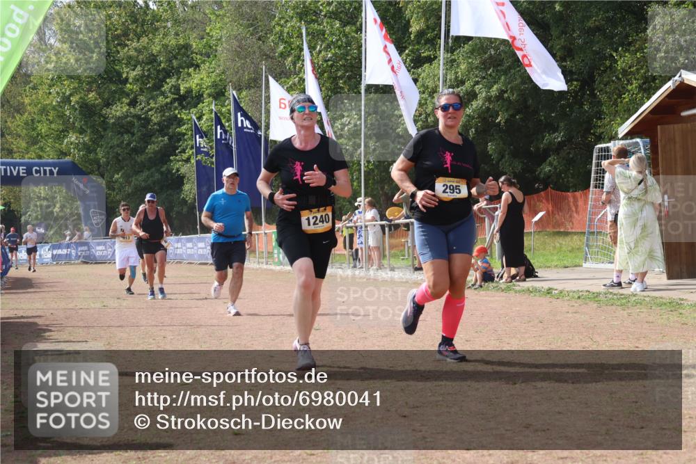 08.09.2024 - Airport Race Strokosch-Dieckow http://msf.ph/oto/6980041 08.09.2024 12:42:23 Ziel 295, 490, 504, 913, 1240, 1480, 3075 meine-sportfotos.de