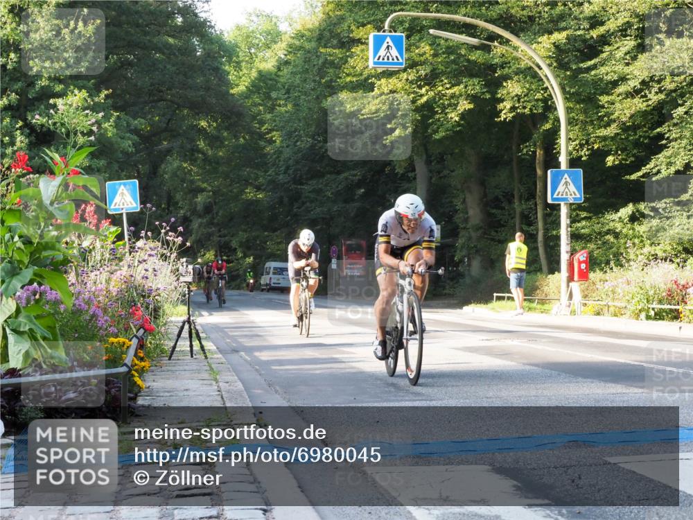 08.09.2024 - Stadtparktriathlon Zöllner http://msf.ph/oto/6980045 08.09.2024 08:58:52 Radfahren 27, 28, 57, 74 meine-sportfotos.de