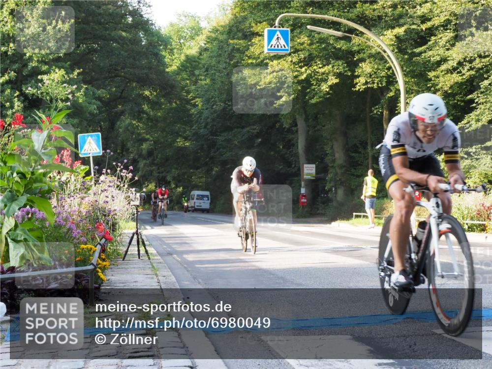 08.09.2024 - Stadtparktriathlon Zöllner http://msf.ph/oto/6980049 08.09.2024 08:58:52 Radfahren 27, 28, 57, 74 meine-sportfotos.de